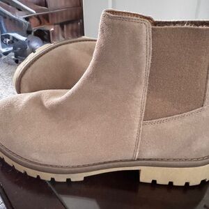Women's Tan Suede Ankle Boots